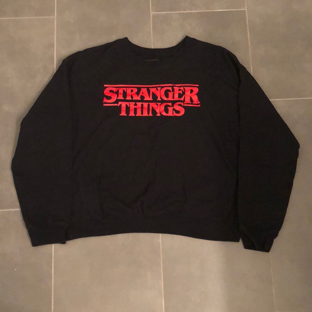 Official stranger things merchandise crewneck *new